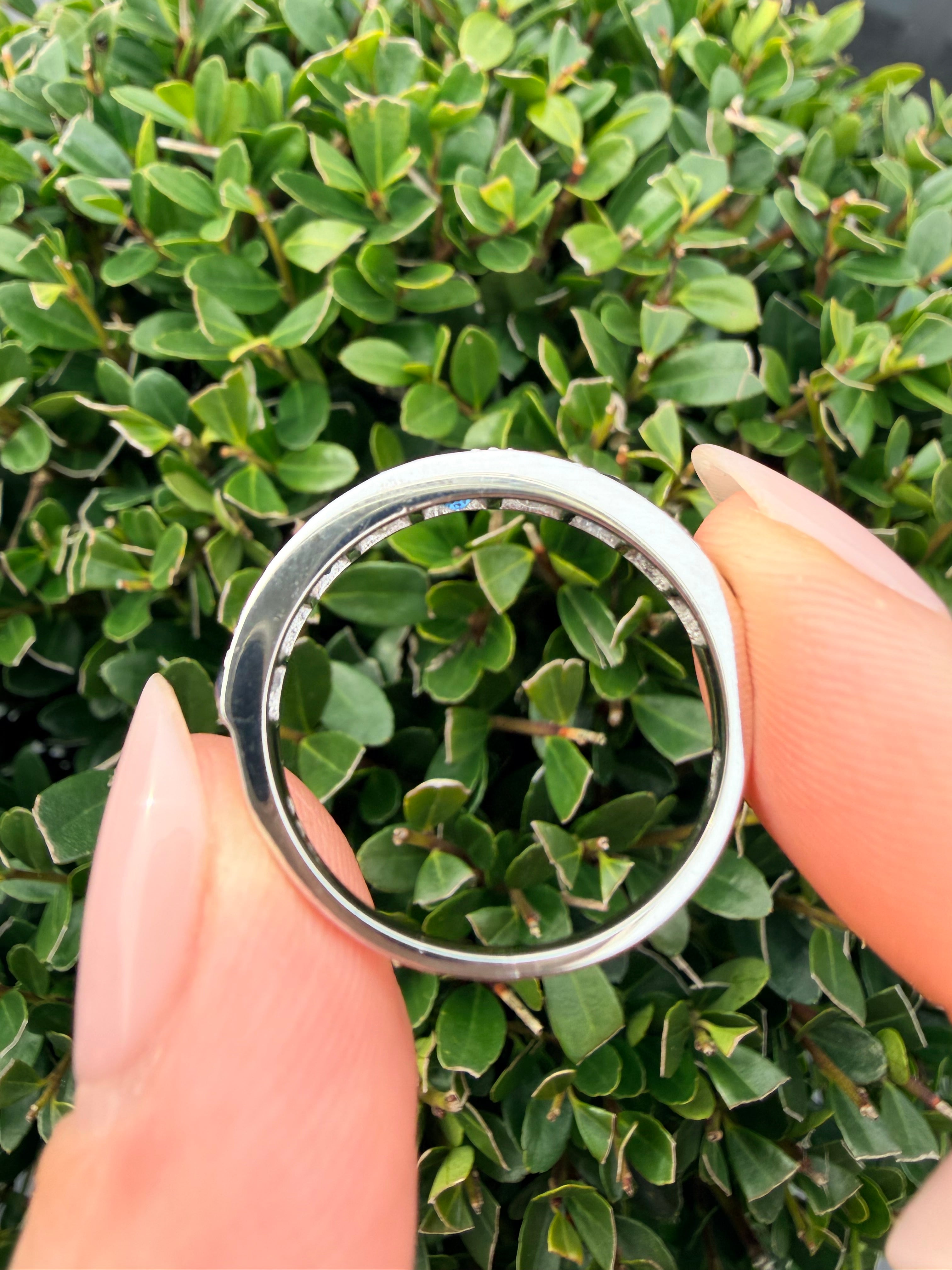 18k gold 0.55ct natural diamond and sapphire half eternity ring certified